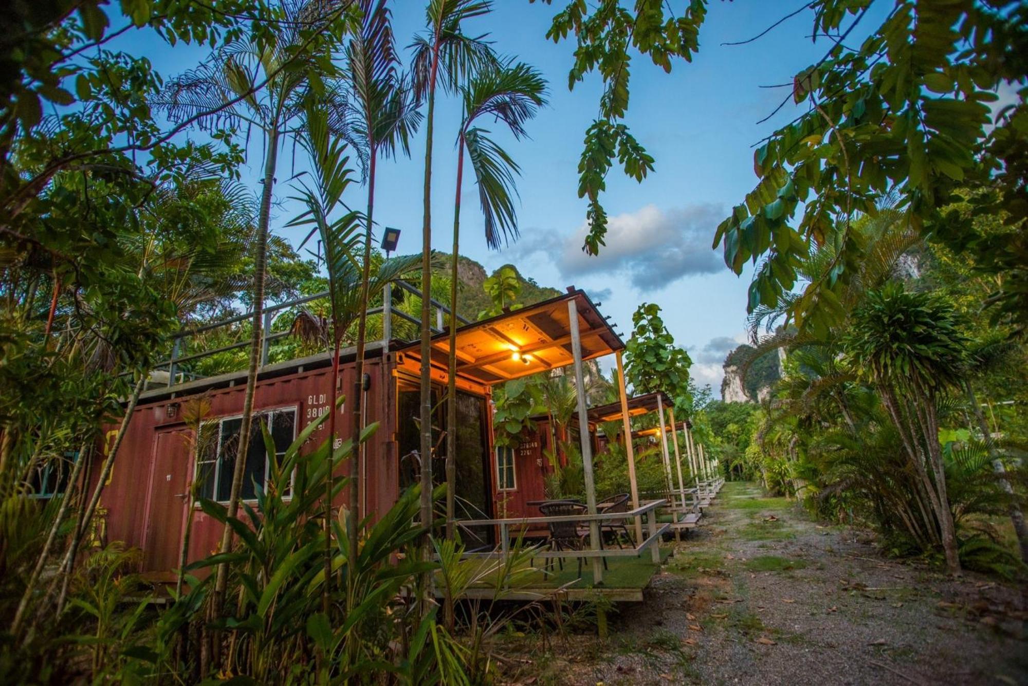 The Camper Lodge Khao Sok Ban Bang Bon Екстер'єр фото