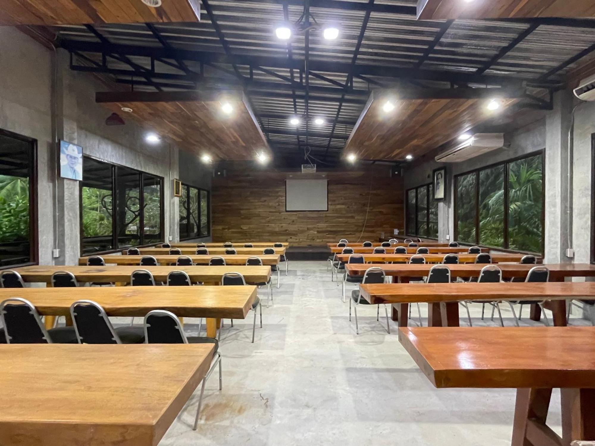The Camper Lodge Khao Sok Ban Bang Bon Екстер'єр фото
