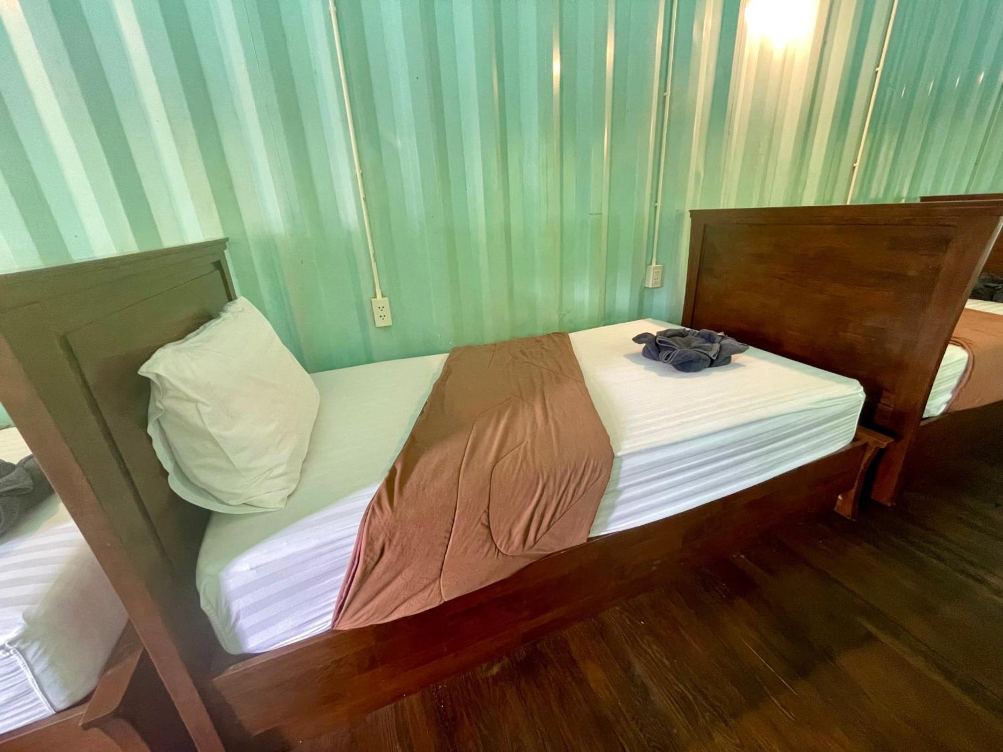 The Camper Lodge Khao Sok Ban Bang Bon Екстер'єр фото