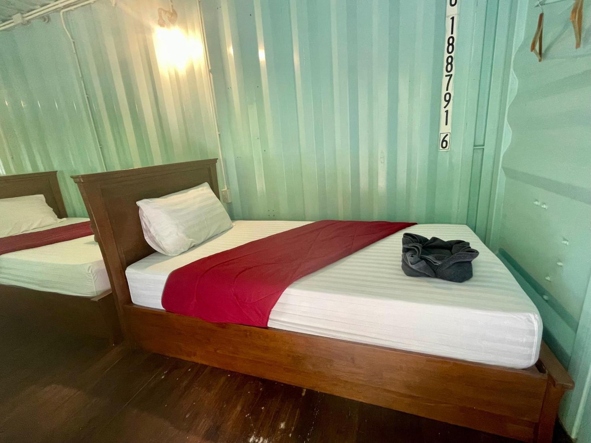 The Camper Lodge Khao Sok Ban Bang Bon Екстер'єр фото